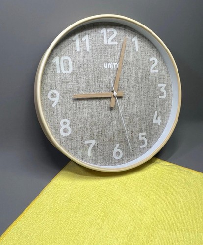 Simple classic round wall - classic,