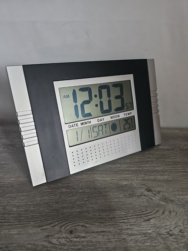 Large display digital clock - large,